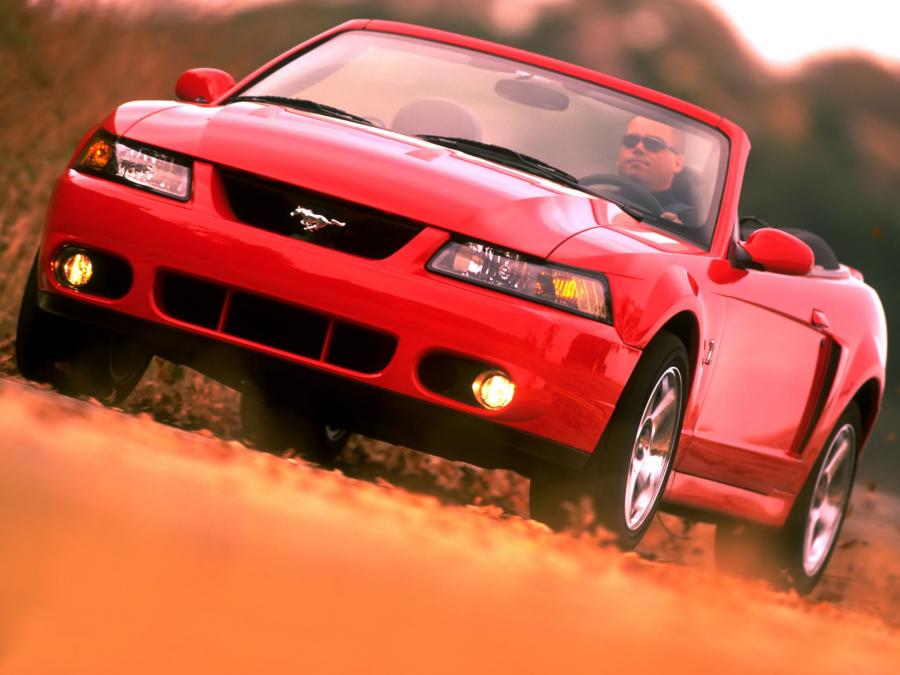  Ford Mustang SVT Cobra Convertible 2002 года  (фото 101 из 103)